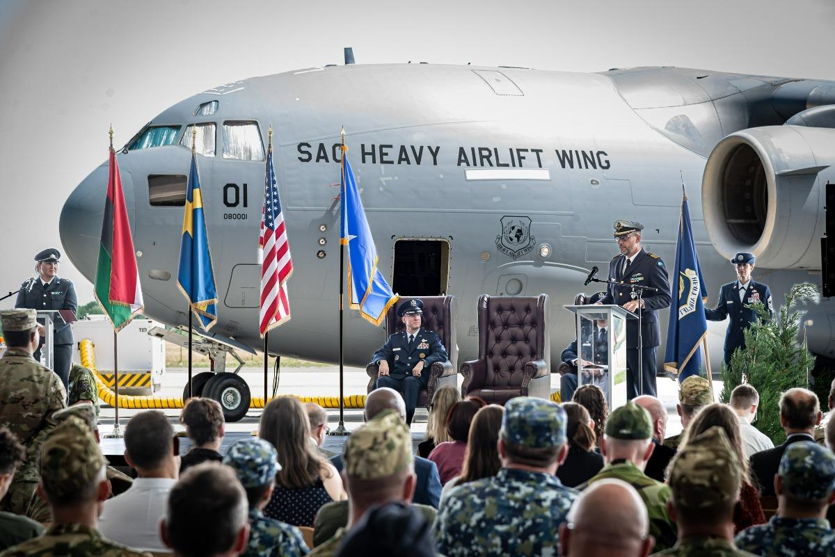 Outgoing Commander Colonel Peder Söderström addresses audience